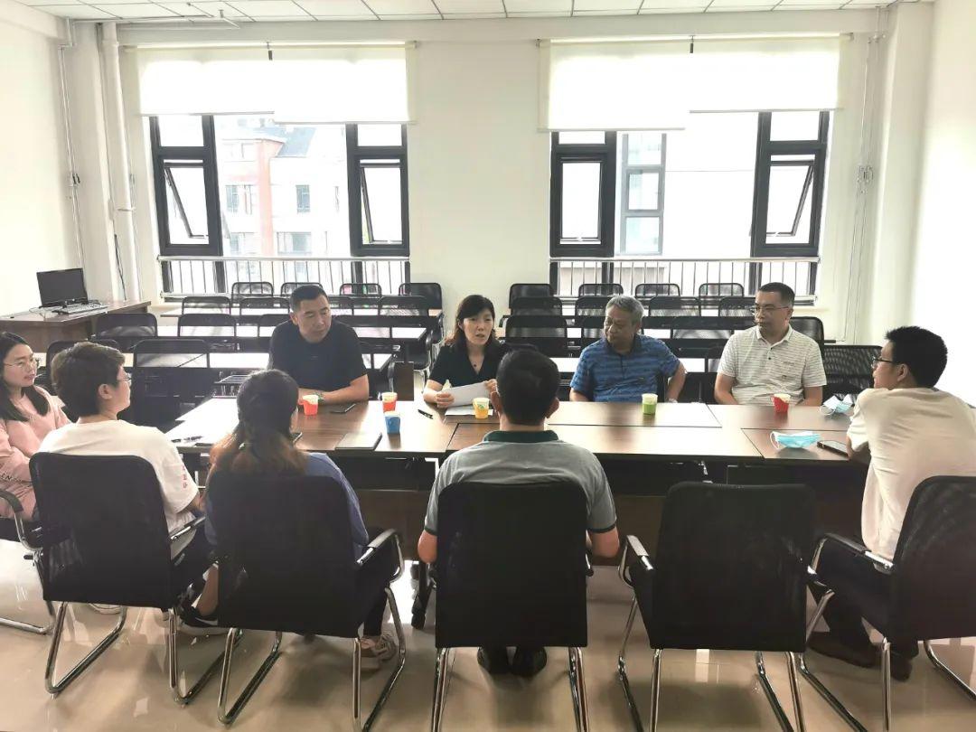 二四六香港资料期期准亮点与新澳最精准正最精准龙门客栈请全面释义、解释与落实、详细解答解释落实